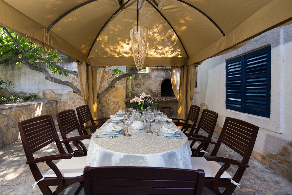 Villa Em Trogir Kültér fotó