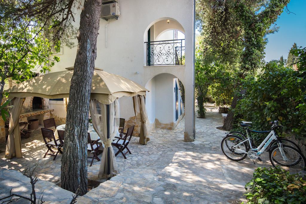 Villa Em Trogir Kültér fotó