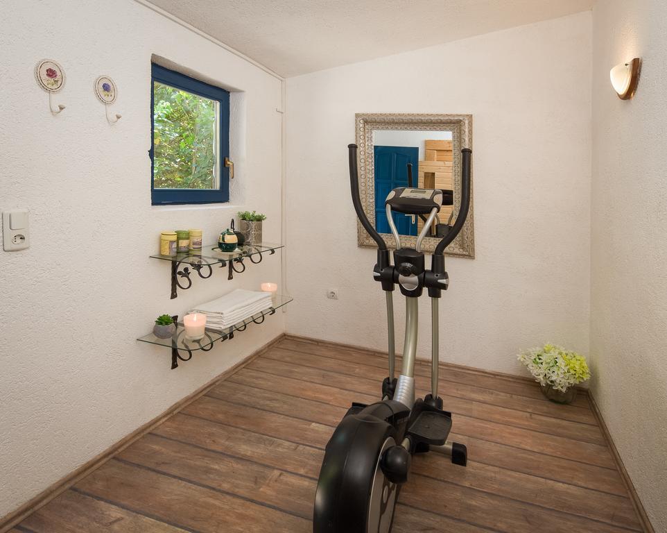 Villa Em Trogir Kültér fotó