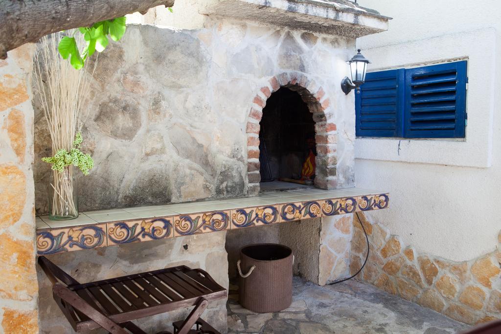 Villa Em Trogir Kültér fotó