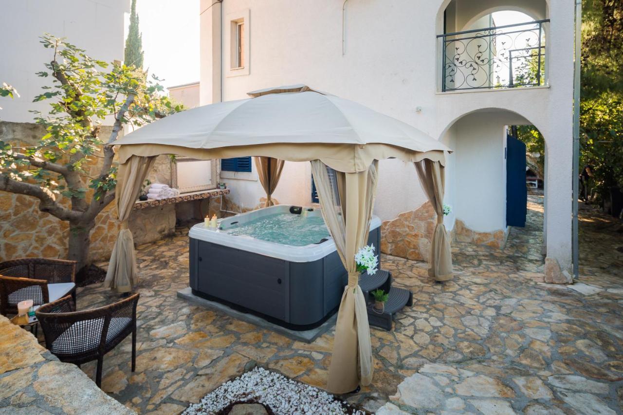 Villa Em Trogir Kültér fotó