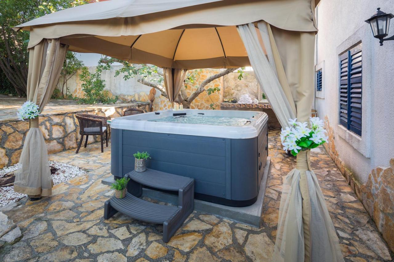 Villa Em Trogir Kültér fotó